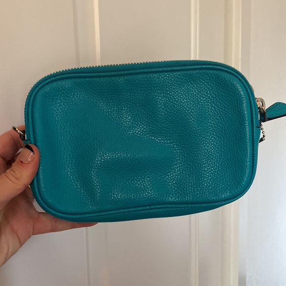 Coach purse - Picture 2 of 5